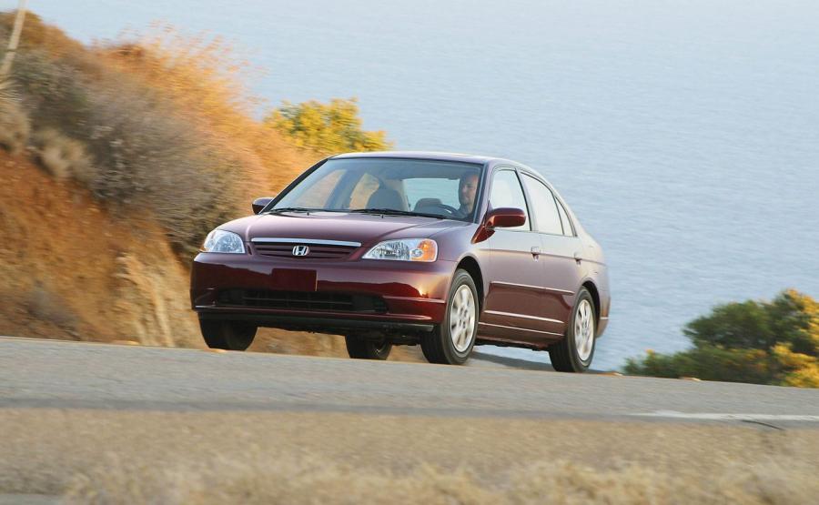  Honda Civic 2003 года  (фото 8 из 13)